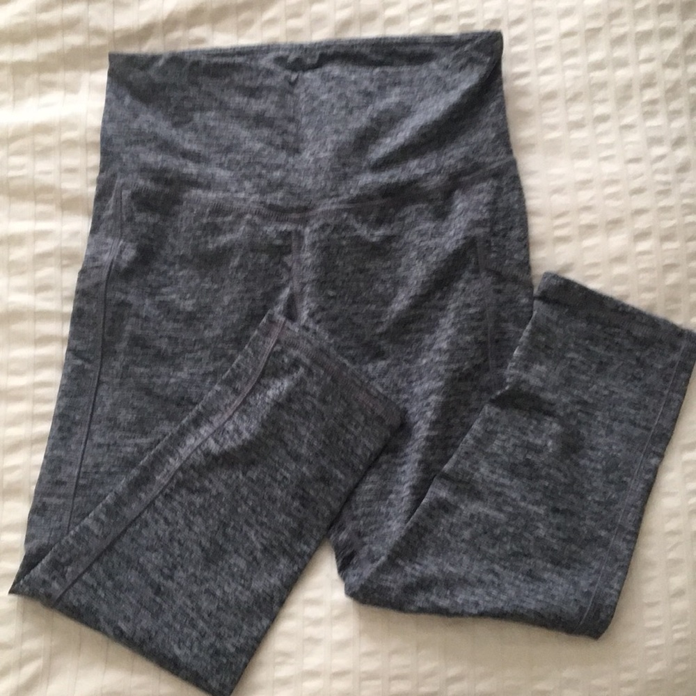 Grey high-wasted crops - target’s champion brand